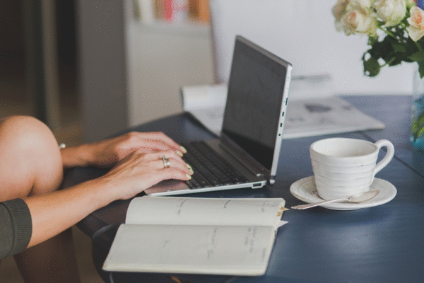 7 Best AI Writing Tools for Business in 2025 (Ranked) AI Writing tools